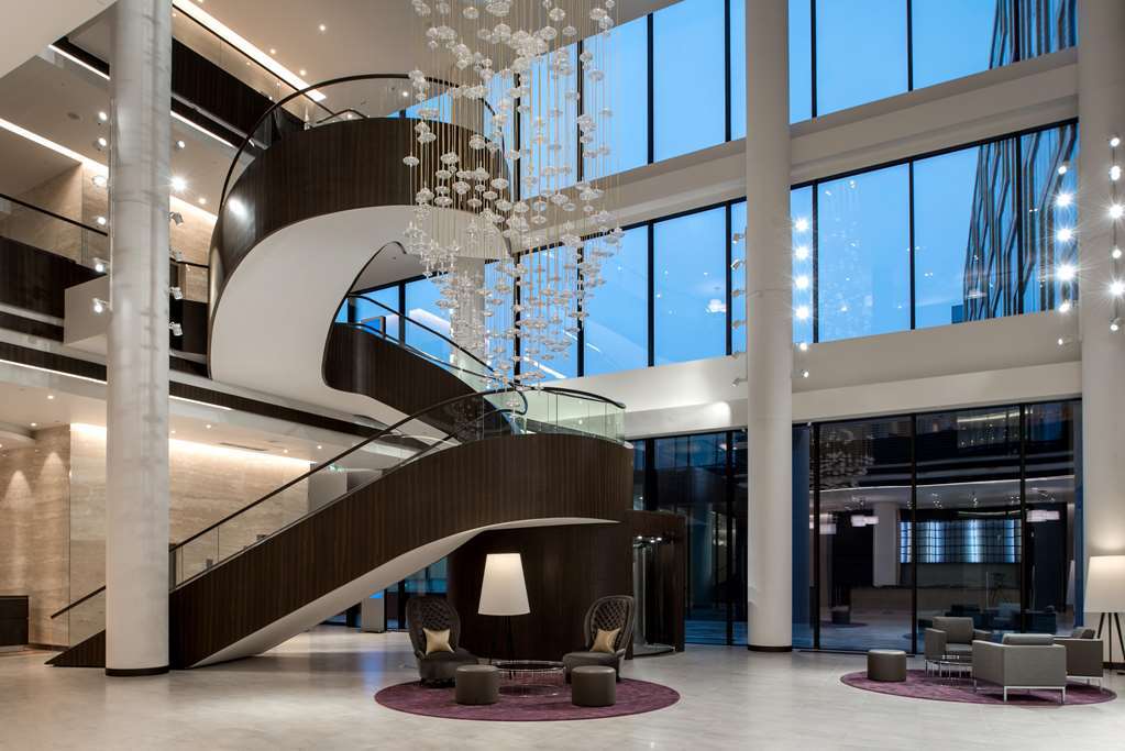 Hilton Saint Petersburg Expoforum Hotel Interior photo